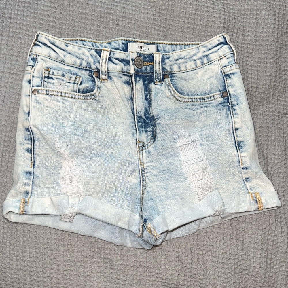 ‼️MOVING SAME ❗️ LAST CHANCE Distressed high waist Jean shorts